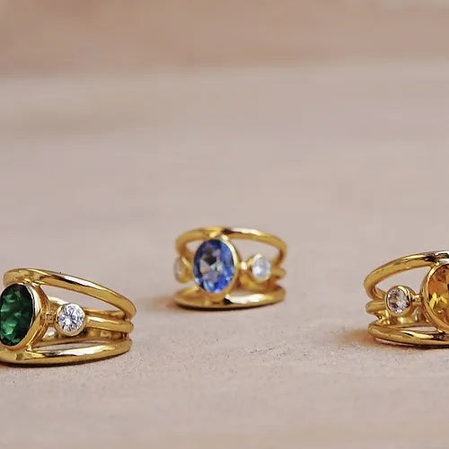 Gigi Ring - Emerald - Gaudy & Prim