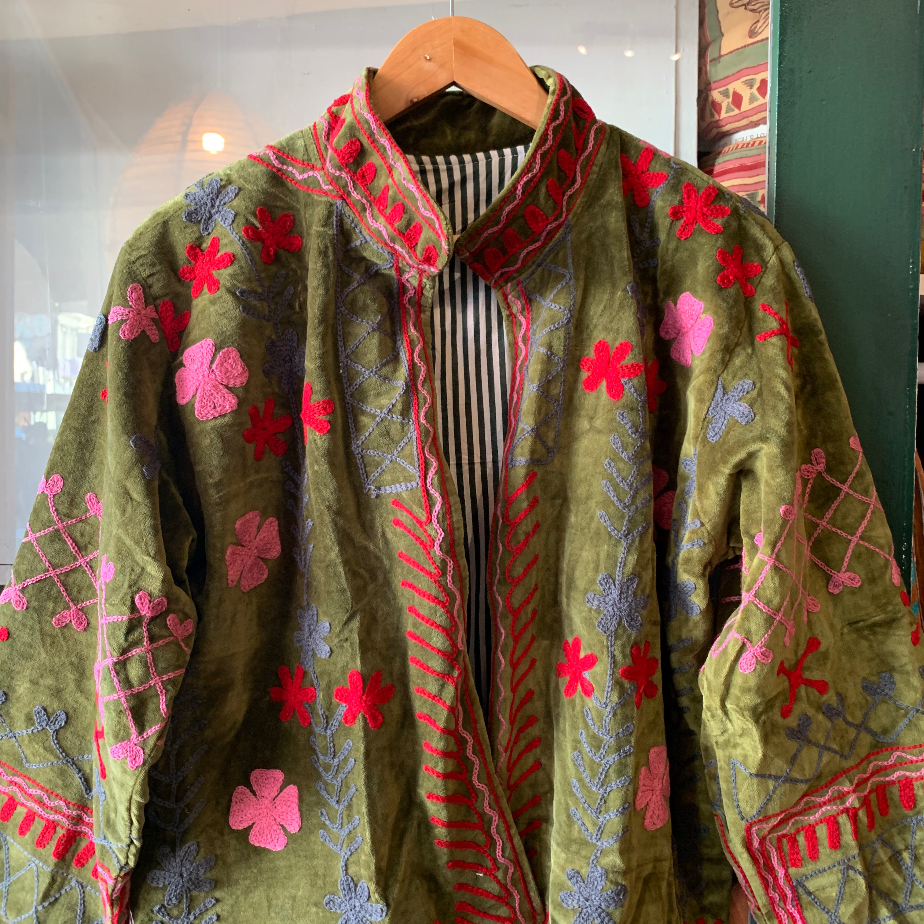 Suzani Velvet Jacket Short - Ric Rac