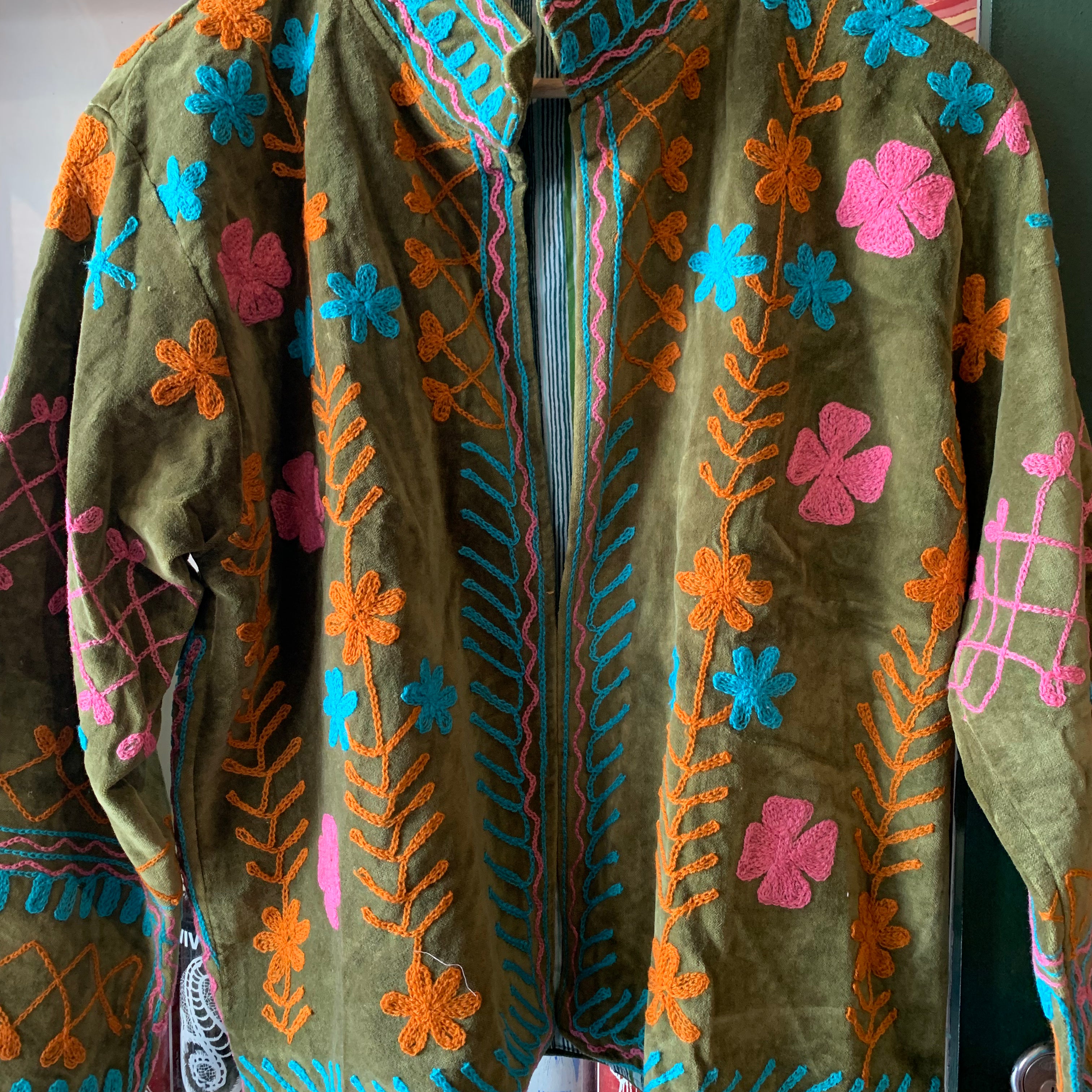 Suzani Velvet Jacket Short - Ric Rac