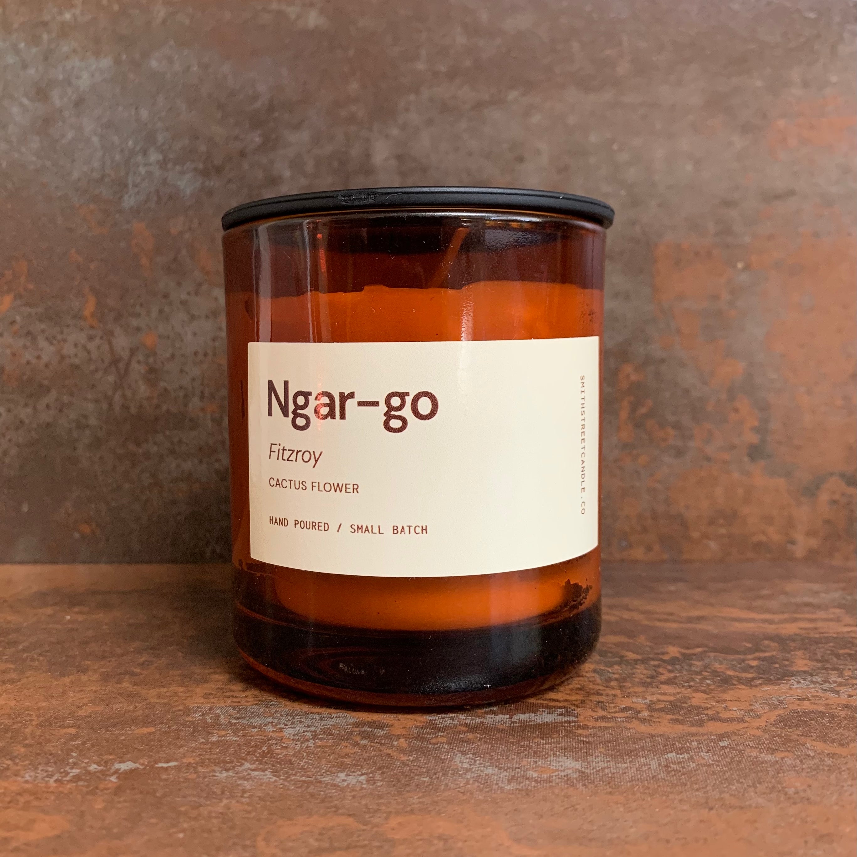 Ngar-go (Fitzroy) - Gaudy & Prim