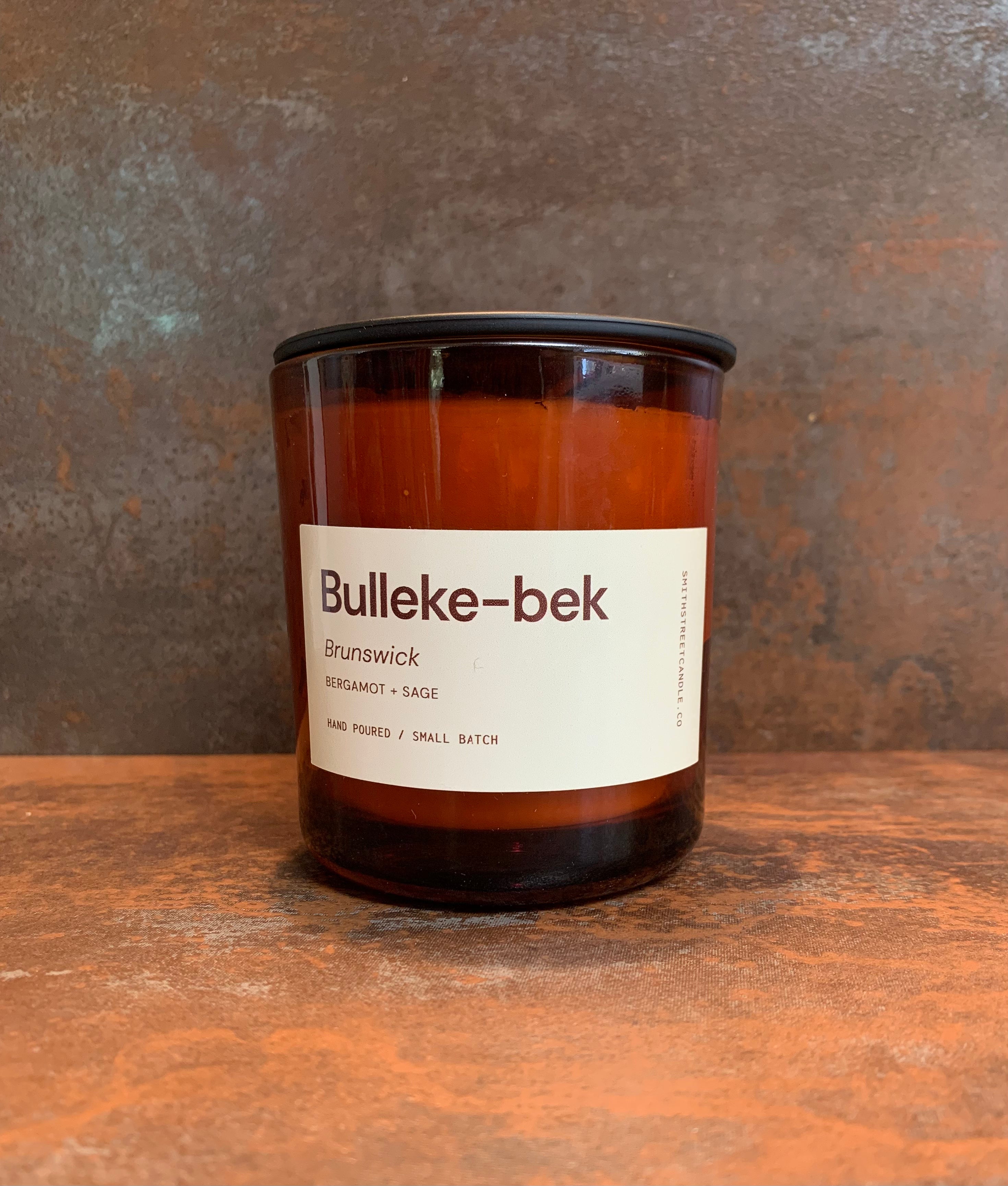 Bulleke-bek (Brunswick) - Gaudy & Prim