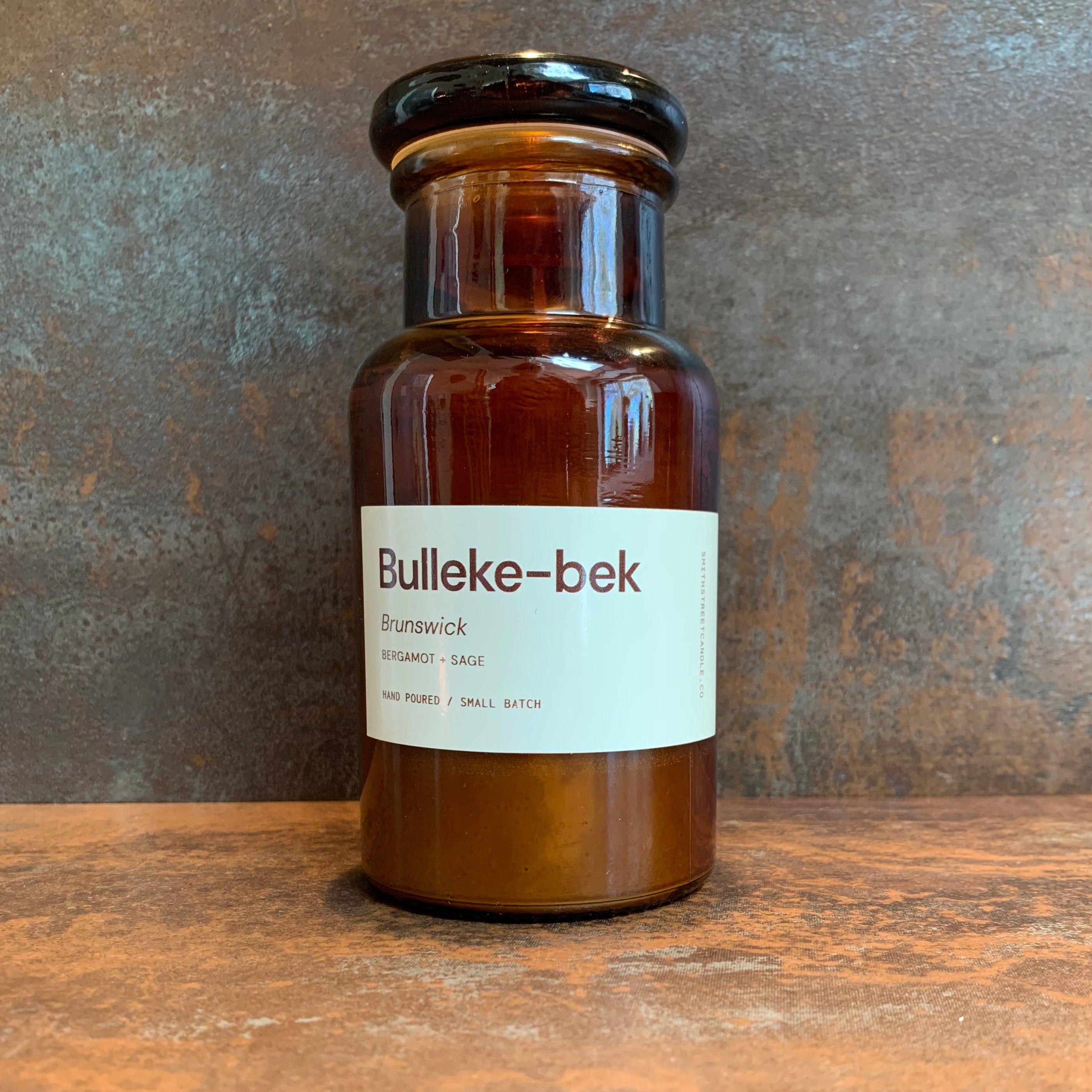 Bulleke-bek (Brunswick) - Gaudy & Prim