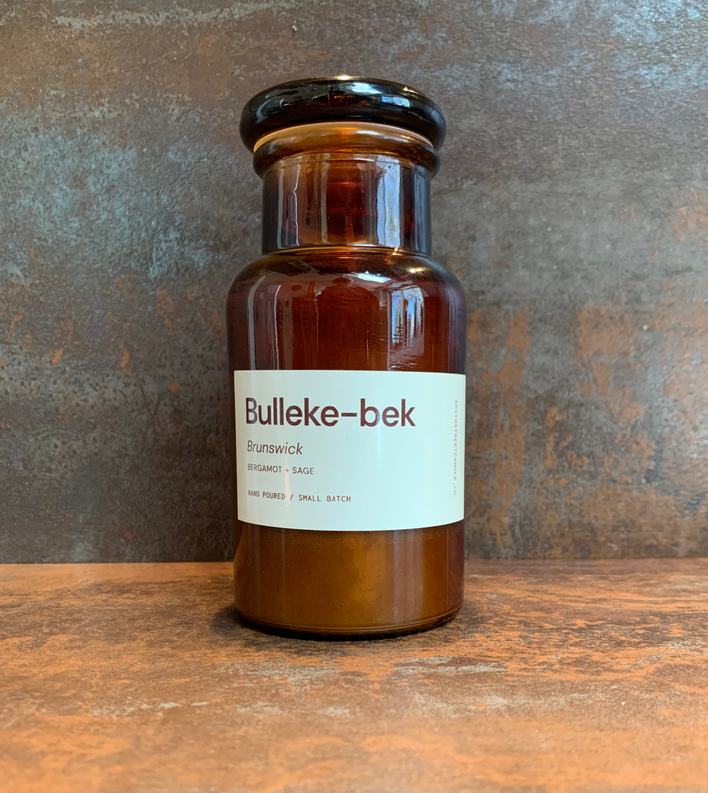 Bulleke-bek (Brunswick) - Gaudy & Prim