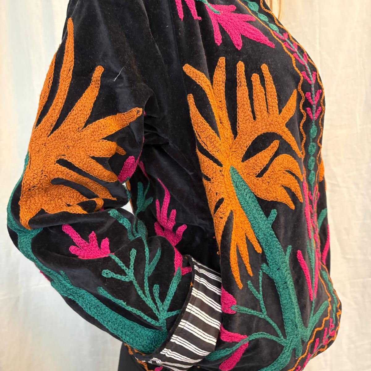 Suzani Velvet Jacket Short - (Style 9)