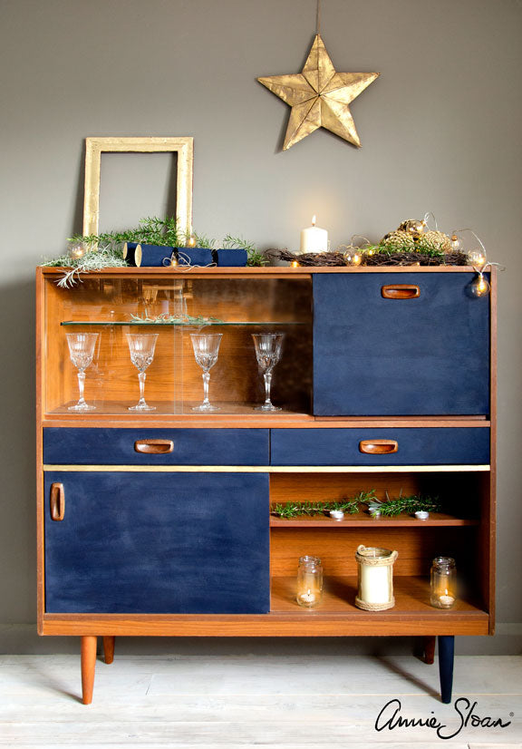 Annie Sloan Chalk Paint® - Oxford Navy - Gaudy & Prim