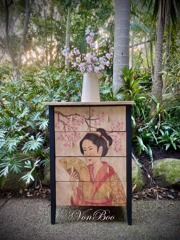 Geisha Decoupage papers - Gaudy & Prim