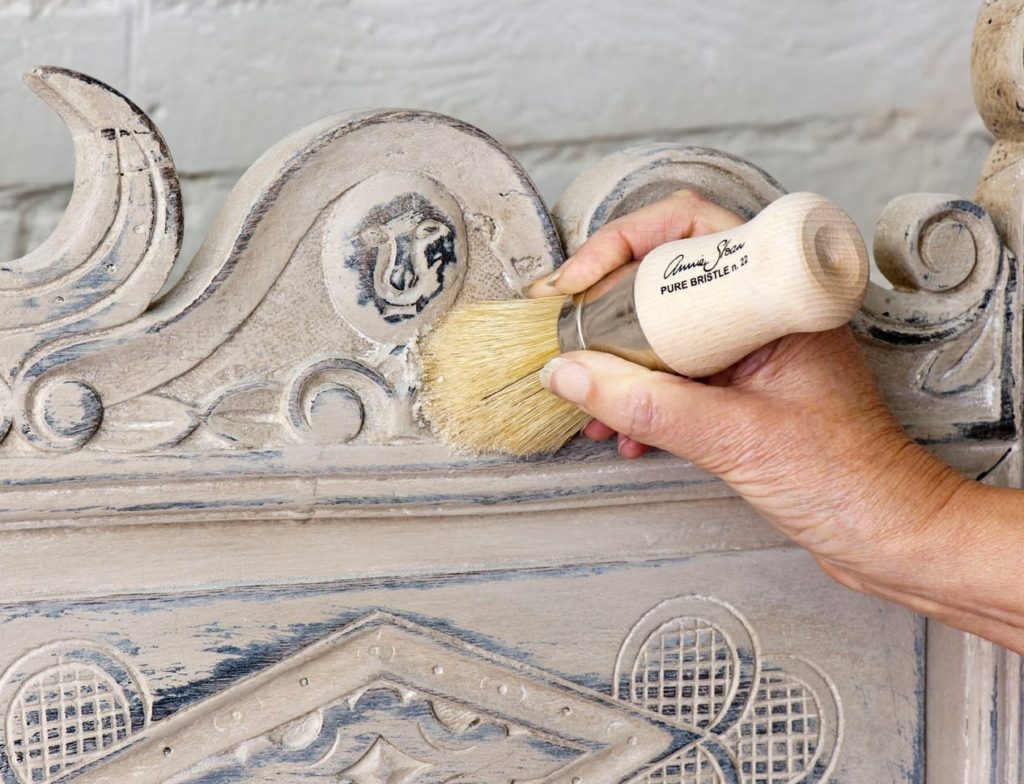 Annie Sloan Wax Brush - Small - Gaudy & Prim