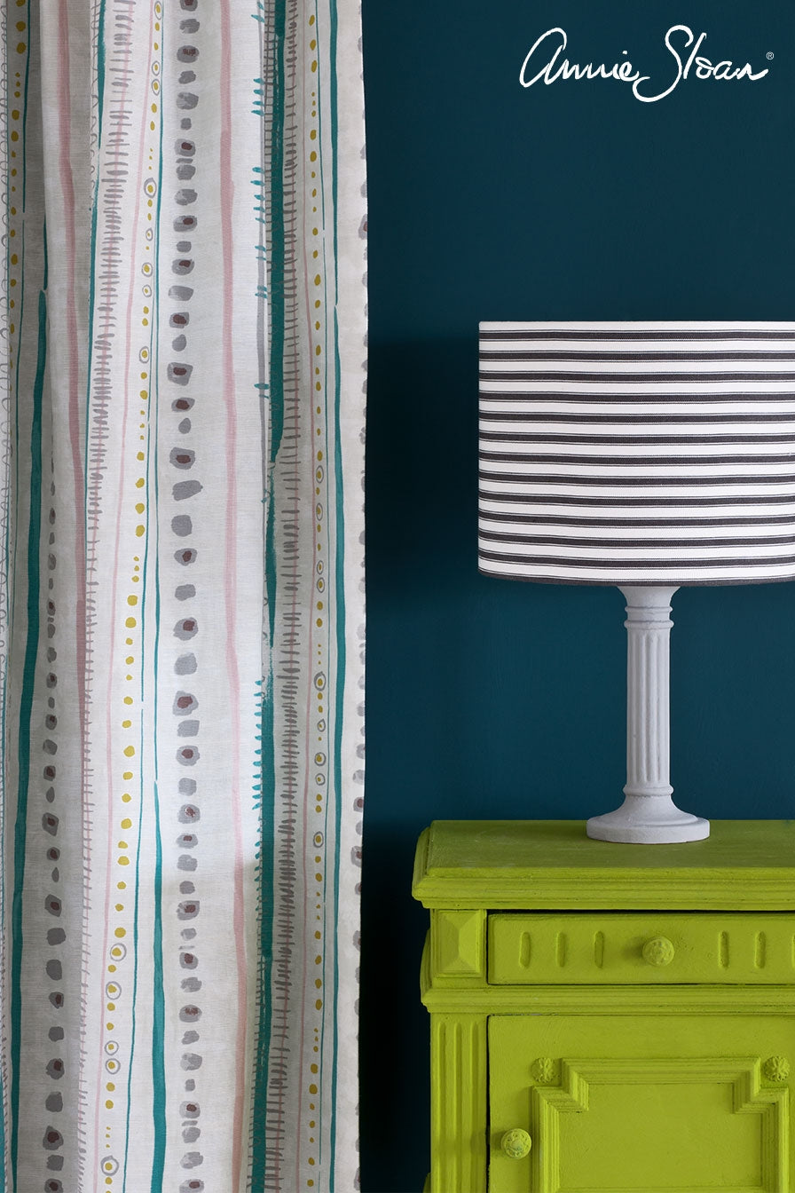 Annie Sloan Chalk Paint® - Firle - Gaudy & Prim
