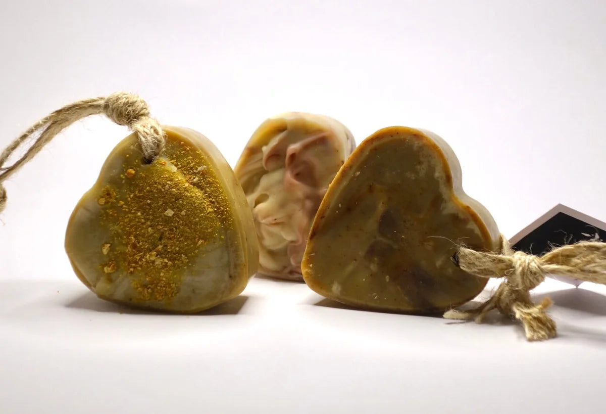 Wheelers Hill Hand Made Heart Soap - Gaudy & Prim