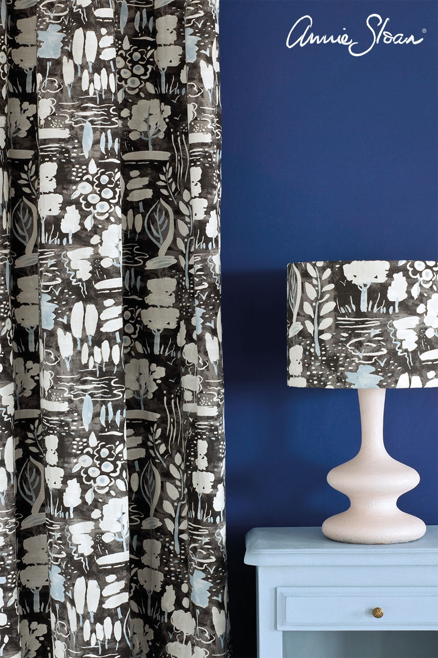 Annie Sloan Chalk Paint® - Louis Blue - Gaudy & Prim