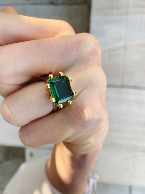 Square Claw Ring - Emerald Green - Gaudy & Prim