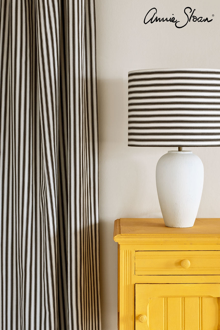 Annie Sloan Chalk Paint® - Tilton - Gaudy & Prim